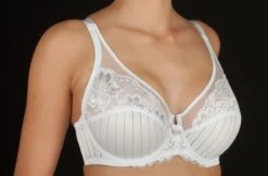 Reggiseno Con Ferretto Senza Imbottitura Coppa C-E Selene Art. Mariluz -Negozio Di Lingerie Moda Donna mariluz blanco web ret mariluz c