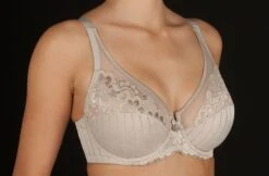 Reggiseno Con Ferretto Senza Imbottitura Coppa C-E Selene Art. Mariluz -Negozio Di Lingerie Moda Donna s mariluz tierra